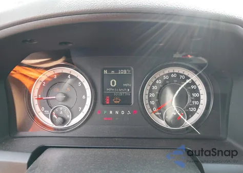 2016 Ram 1500 Big Horn из США, поврежденный, VIN 1C6RR6GT8GS319250